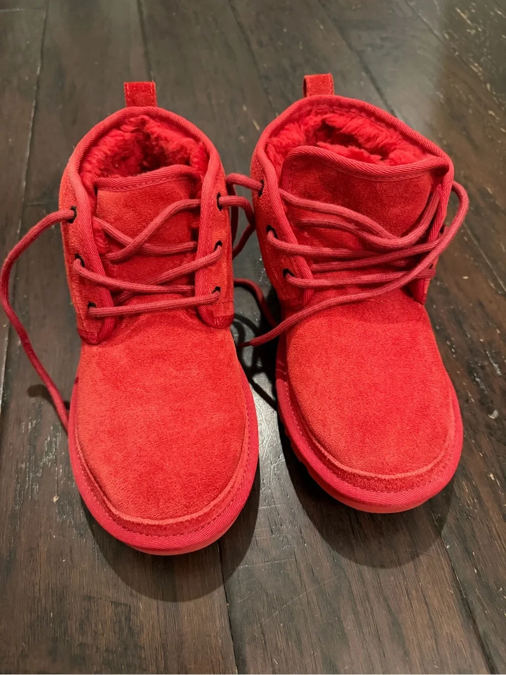 UGG Neumel Samba Red Suede Chukka Boots Men’s 6 Women’s 7 Style 3236